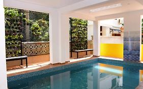 Le Premier Inn -With Swimming Pool